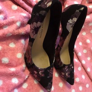 Floral Pumps